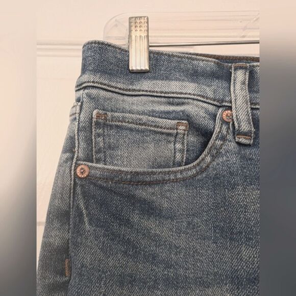 Express Mid Rise Medium Wash Skyscraper Stretch Jeans sz 8 long Slight Kick Hem - Picture 6 of 15